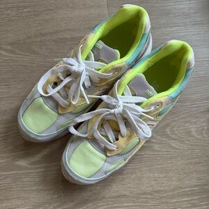 New balance 992 “Easter”